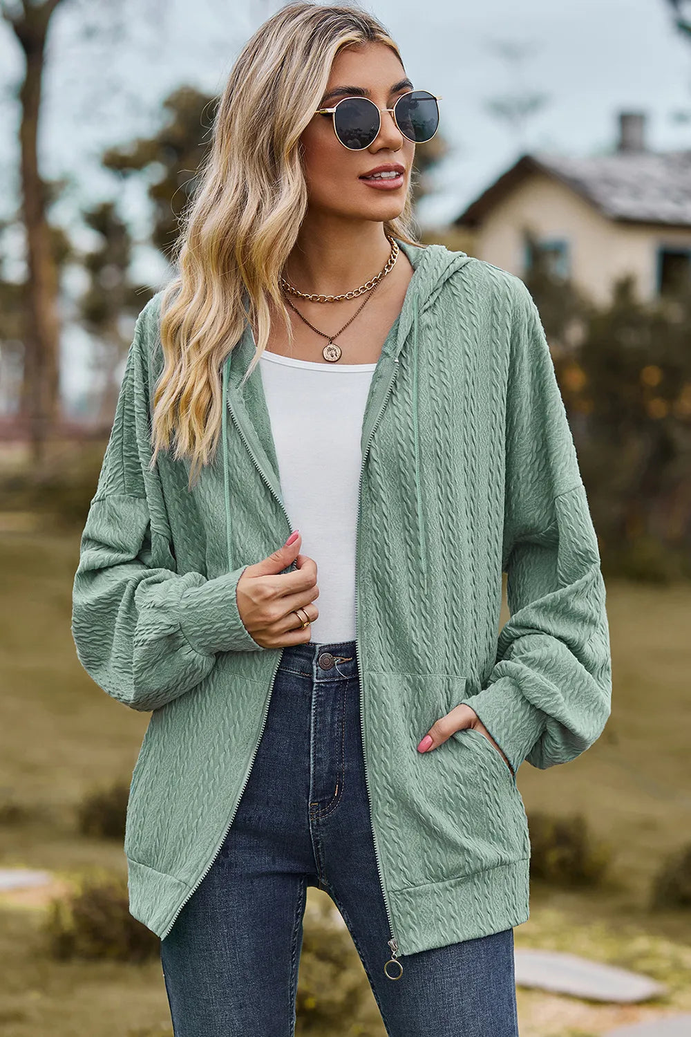 516a4d79-03c1-4522-a630-11ce4f9d2121-Max