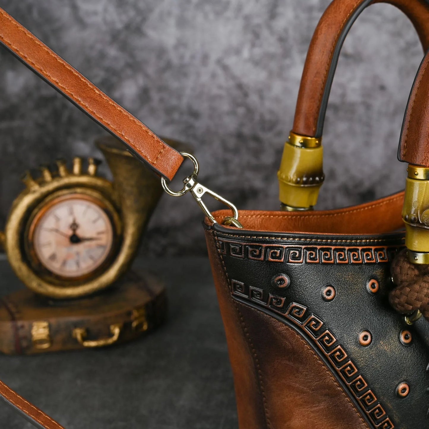 High-grade Elegant Middle-aged One-shoulder Versatile Crossbody Bag