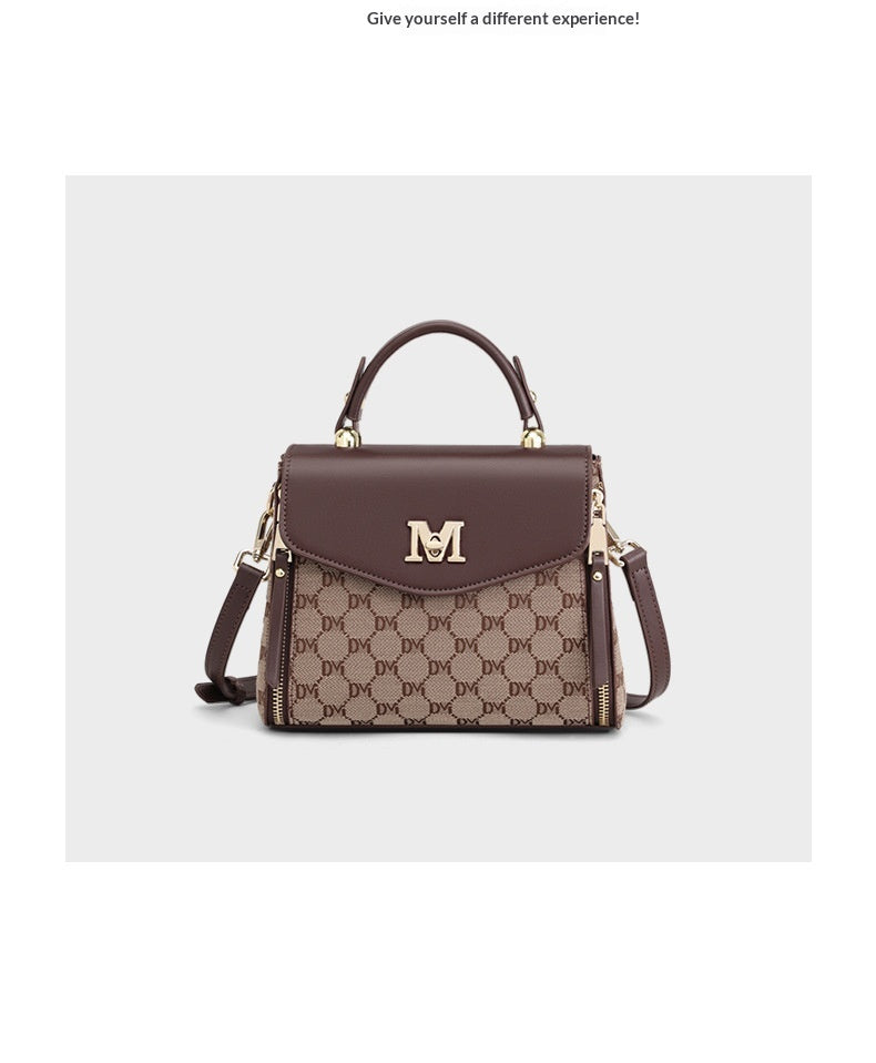 Trendy Crossbody Bag With A Premium Sophisticated Look