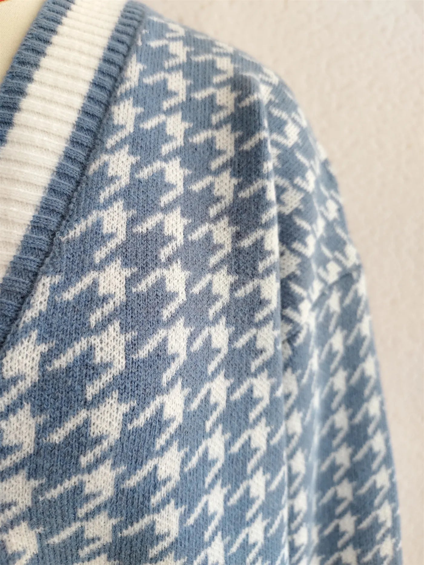 Stitching Plaid Knitted Women's Sweater