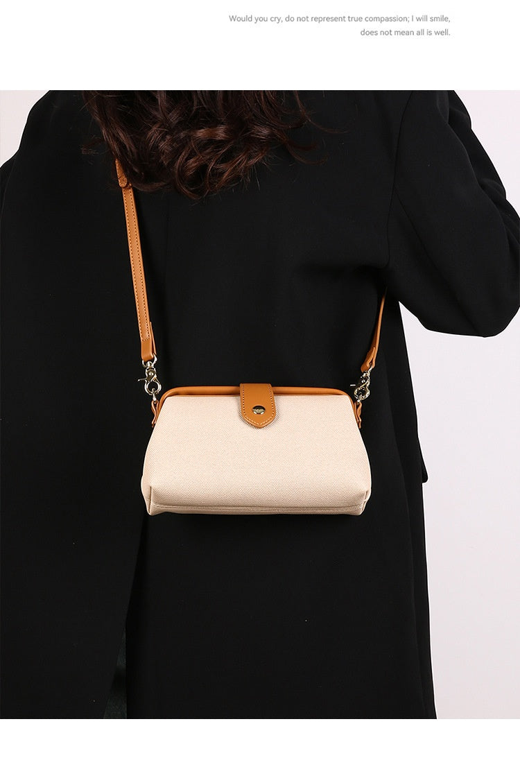 High-grade Casual Women's Niche Texture Shoulder Messenger Bag