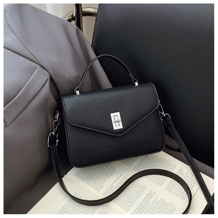 Fashion Casual All-match Commute Cowhide Portable Shoulder Messenger Bag