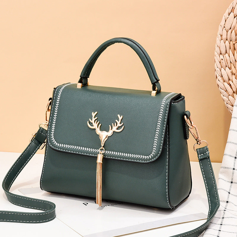 Women's New Fashion Hand-held Deer Head Tassel Shoulder Bag