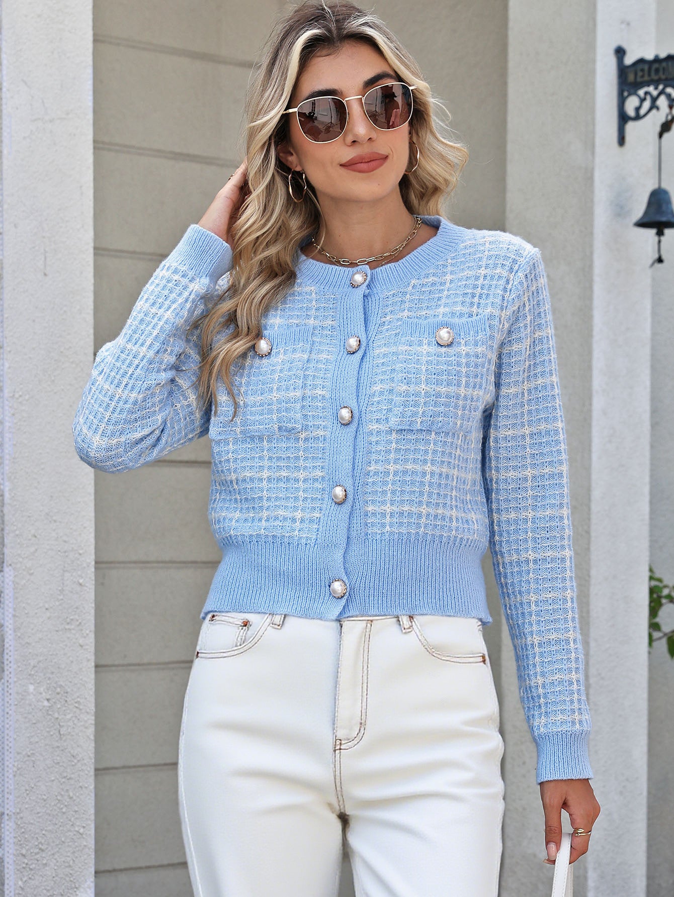 Female Classic Style Temperament Coat Pearl Buckle Fashion Sweater Female