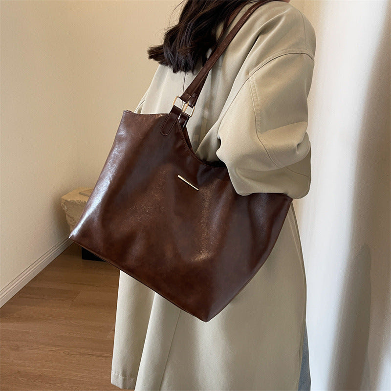 Fashionable Large-capacity One-shoulder Underarm Bag