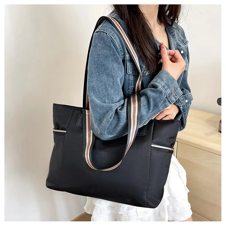 Women's Oxford Cloth Bag Portable And Fashion Shoulder Bag