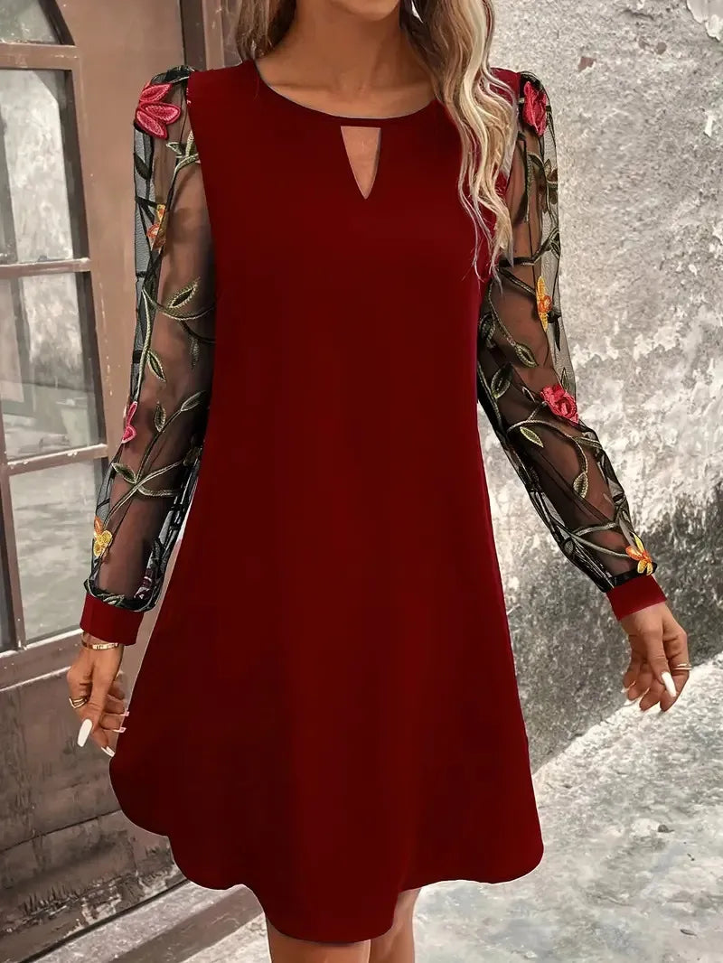 Women's Round Neck Lace Long Sleeve Dress