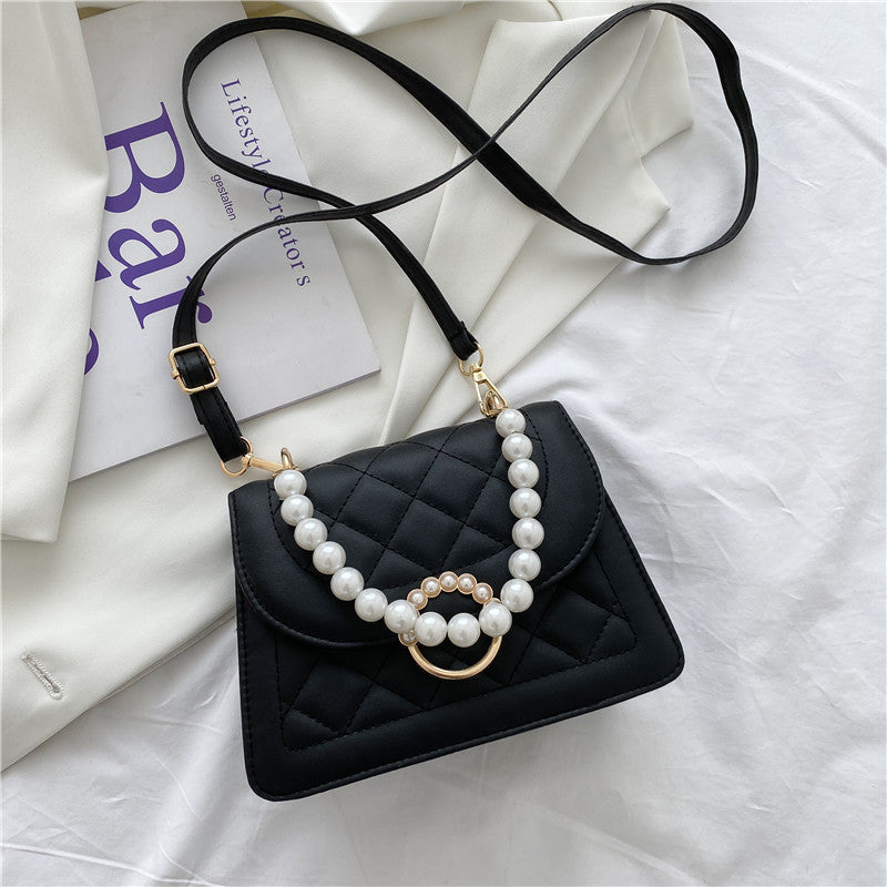 Hand-held Pearl Chain Bag Summer Shoulder Messenger Square Bag