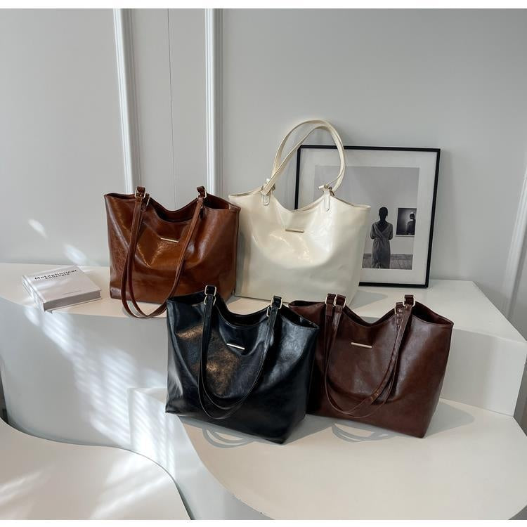 Fashionable Large-capacity One-shoulder Underarm Bag