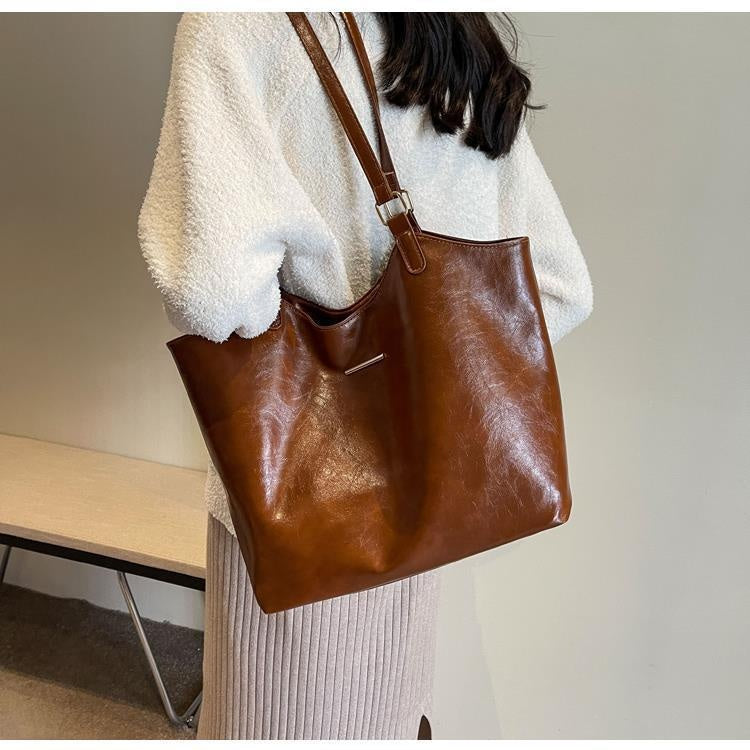 Fashionable Large-capacity One-shoulder Underarm Bag