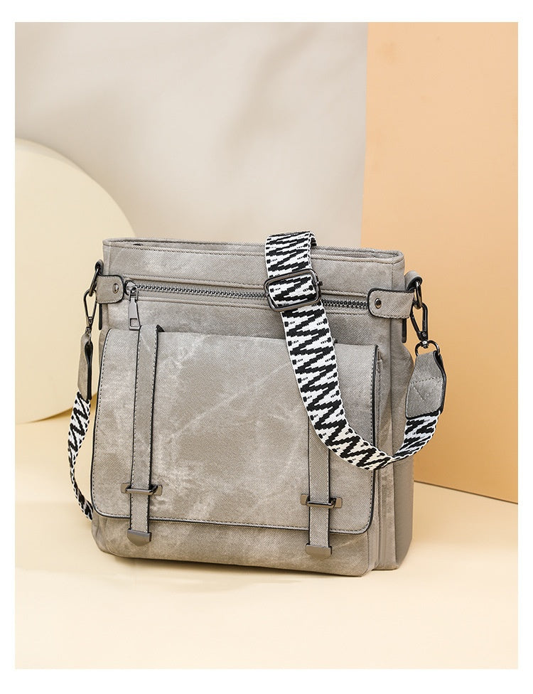 Women's Shoulder Personality Large Capacity Multi-pocket Bucket Bag