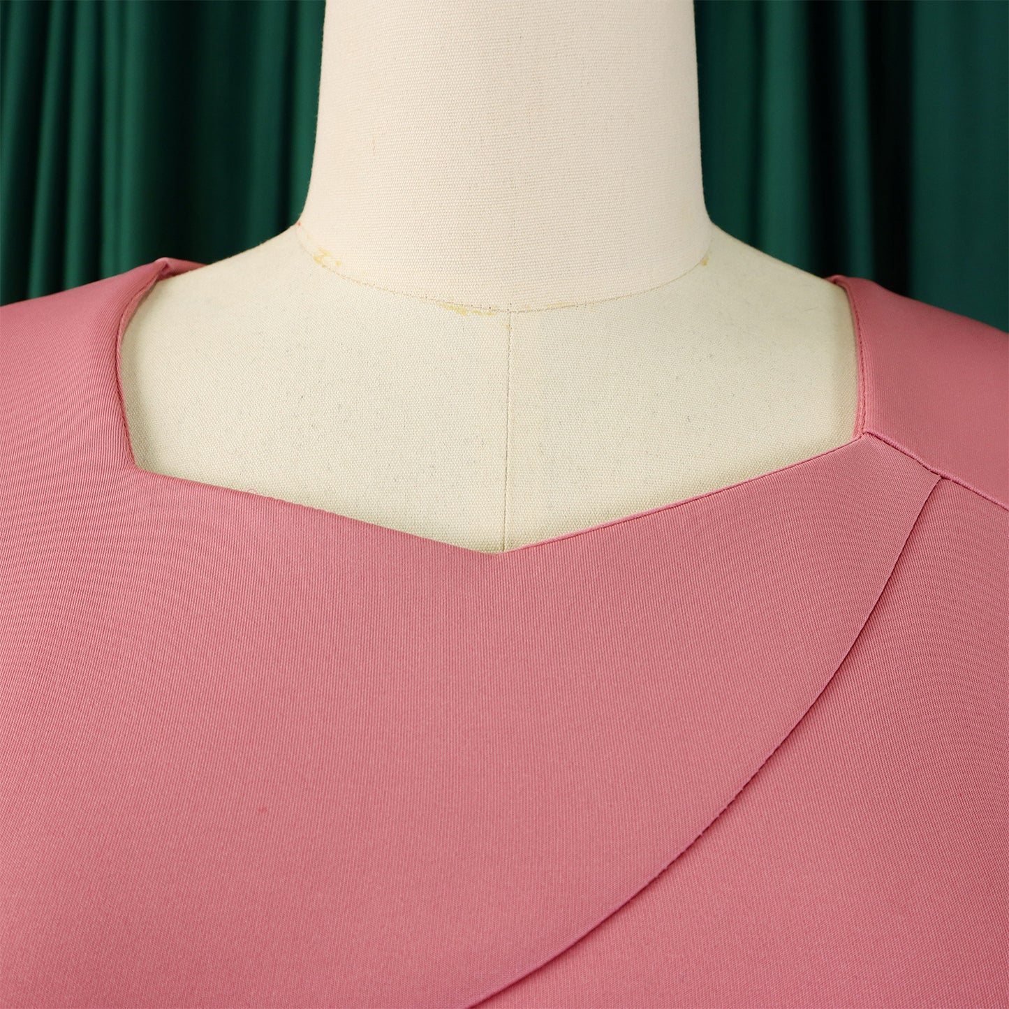 Fashionable Elegant Ruffled Solid Color Sheath