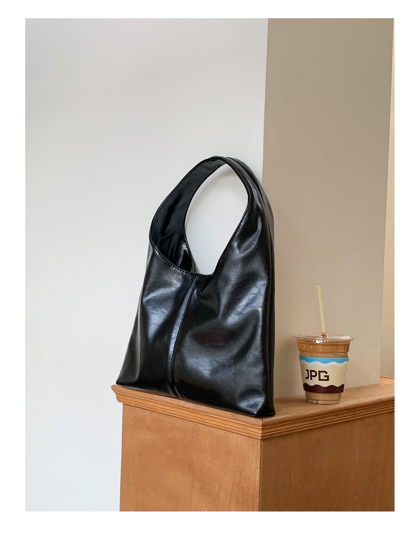 Large Capacity Soft Leather Handbag For Women
