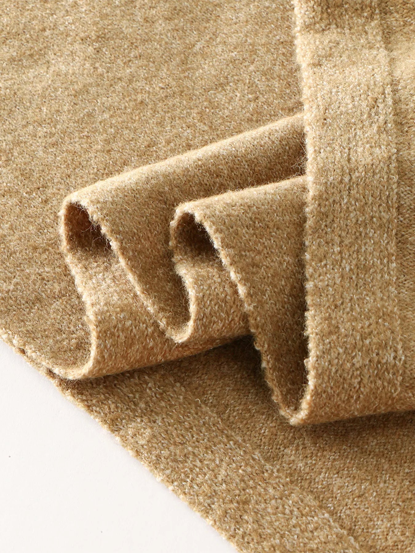 8f7059a263cf43f093ecf2fd92b18463-Max-Origin