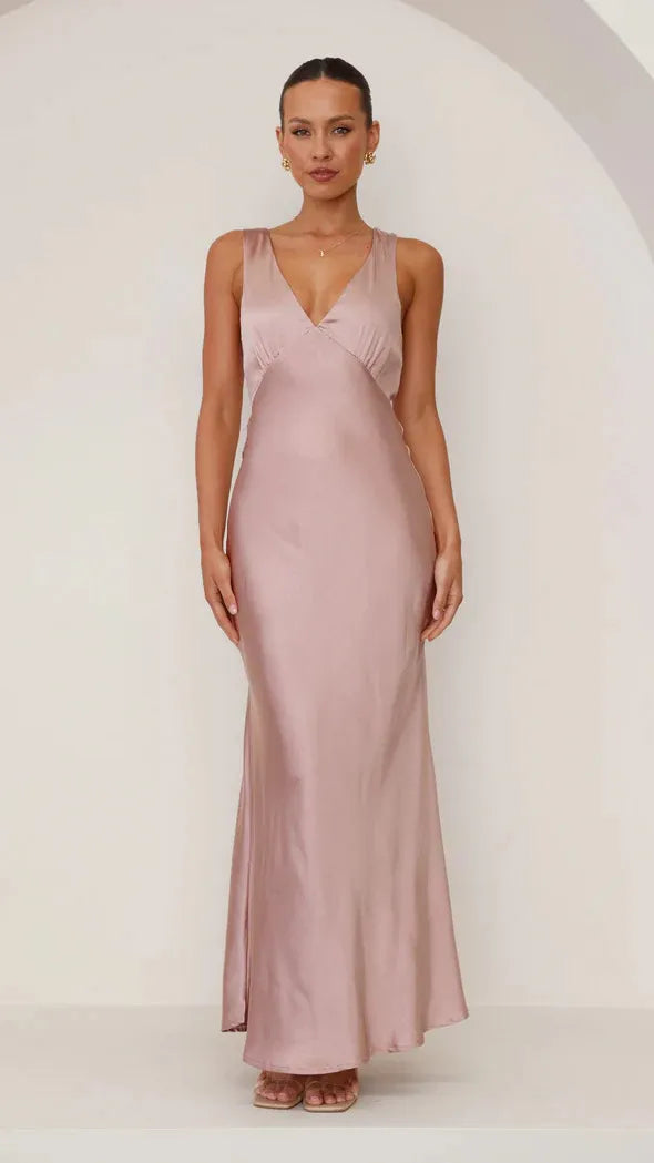 Women's Clothing Solid Color And V-neck Slim Fit Dress