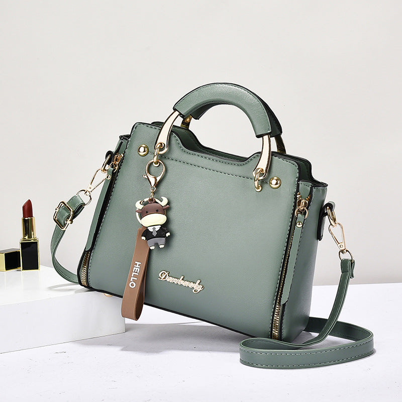 Stylish And Versatile Womens  Chic Crossbody Bag