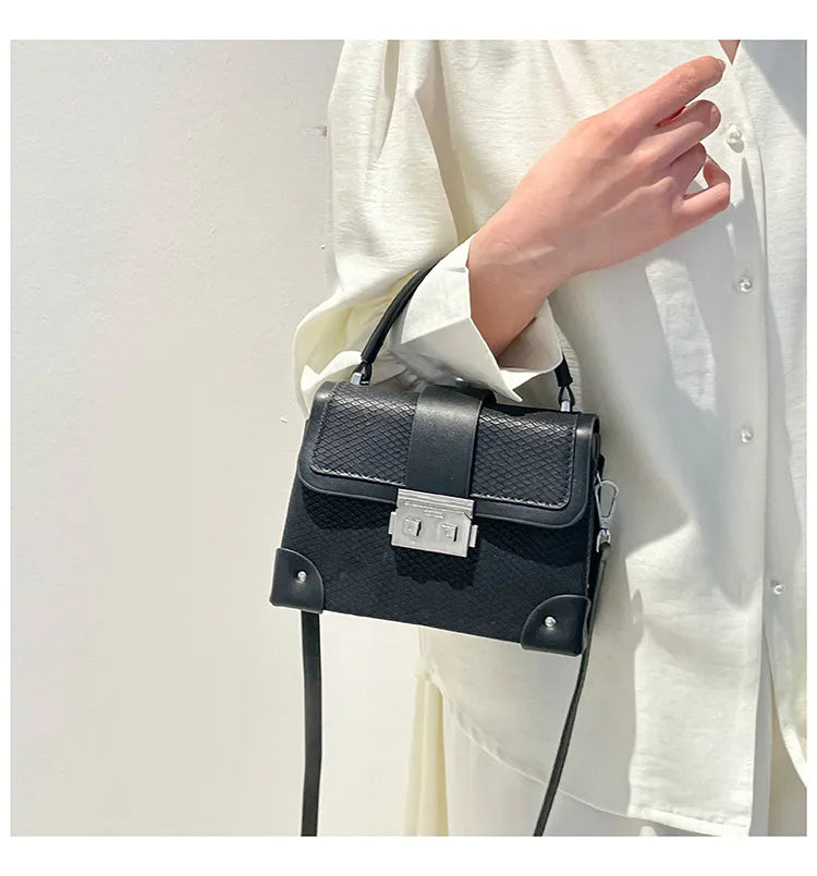 Personality Trendy High Sense Niche Trendy Crossbody Bag