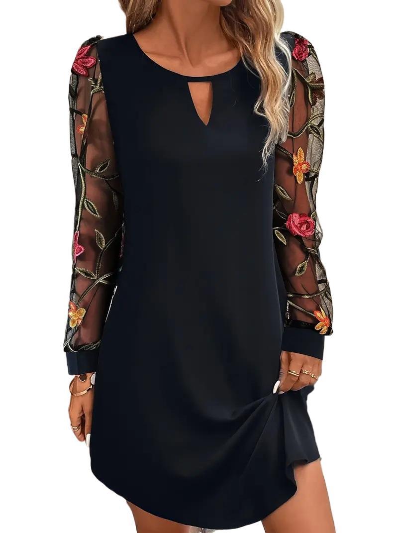 Women's Round Neck Lace Long Sleeve Dress