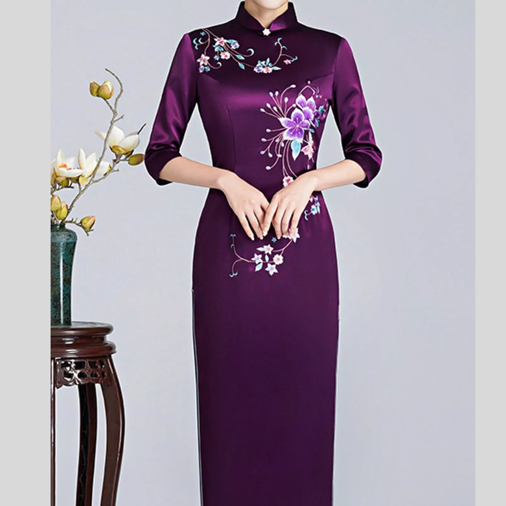 Plus Size Floral Embroidered Cheongsam Slim-Fit Dress