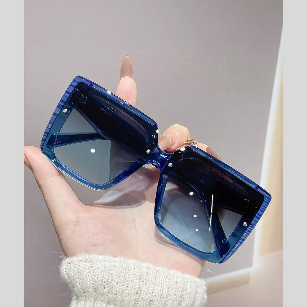 Oversized Gradient Square Sunglasses
