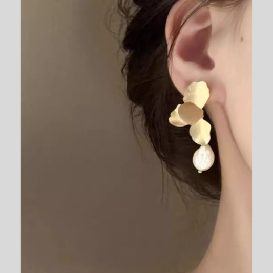 Geometric Circle Drop Earrings