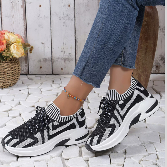 Platform Round Toe Casual Sneakers