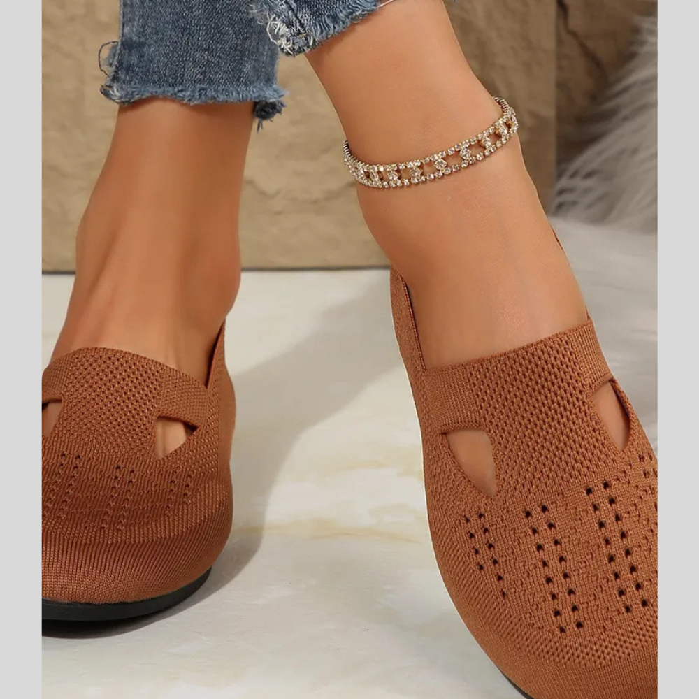 Breathable Mesh Round Toe Flat Slip-Ons