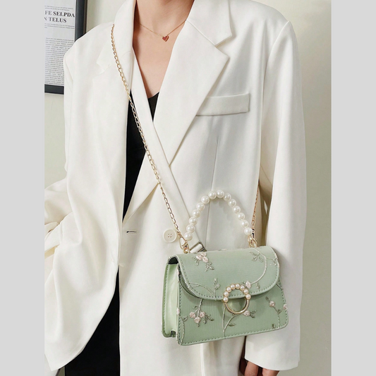 Simple And Fashionable Pearl Hand-Held Small Square Bag For Women, New Lace Chain Shoulder And Crossbody Small Square Bag