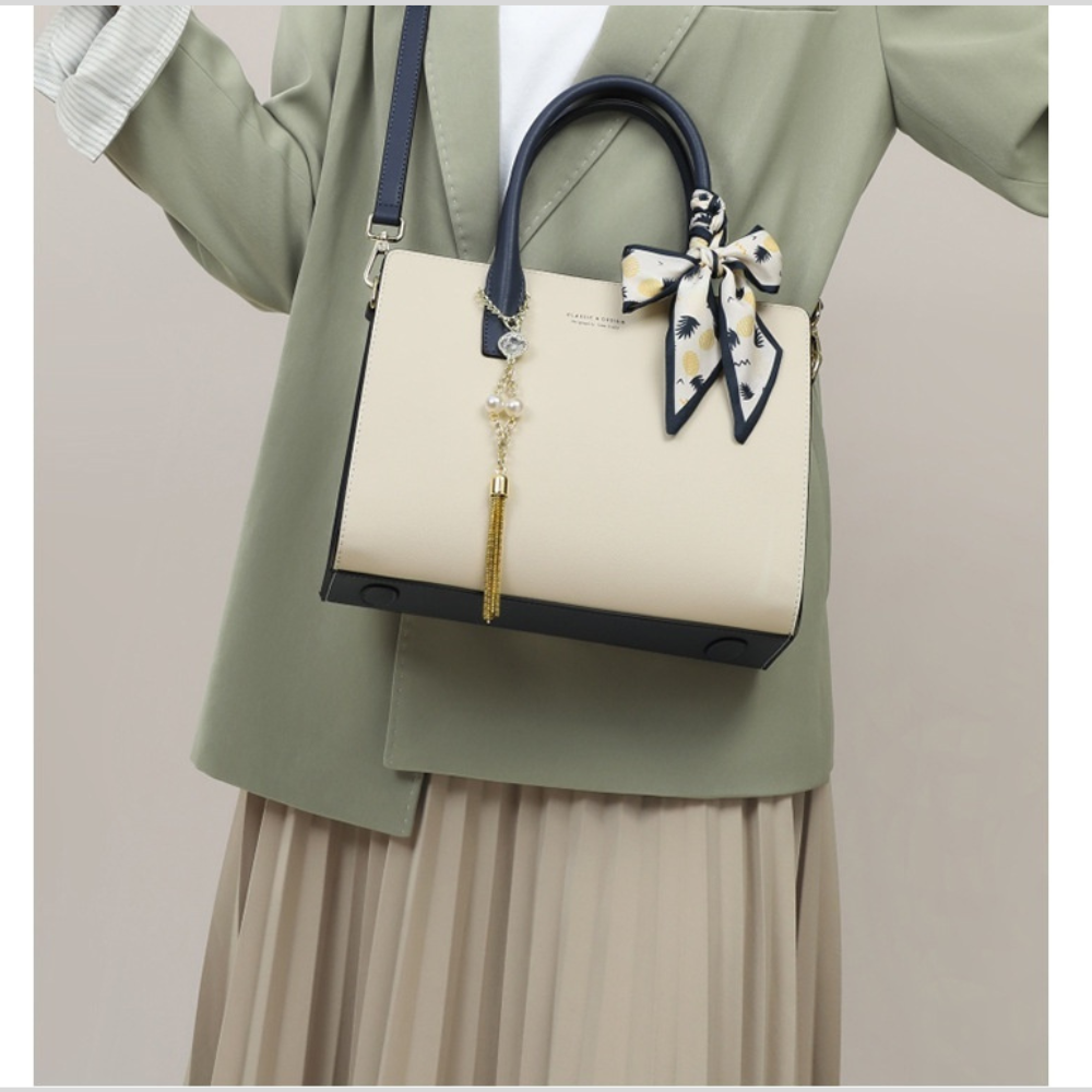 Premium Leather Crossbody Bag With A Spacious Design