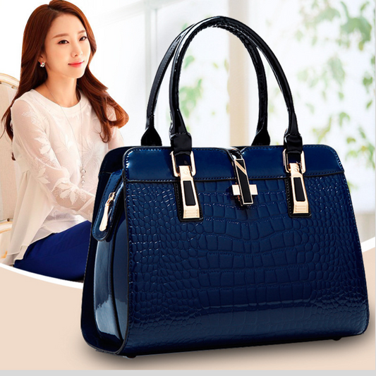 Elegant Ladies Handbag – Style Meets Function