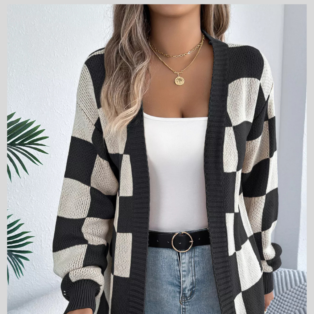 Versatile Women’s Knit Cardigan