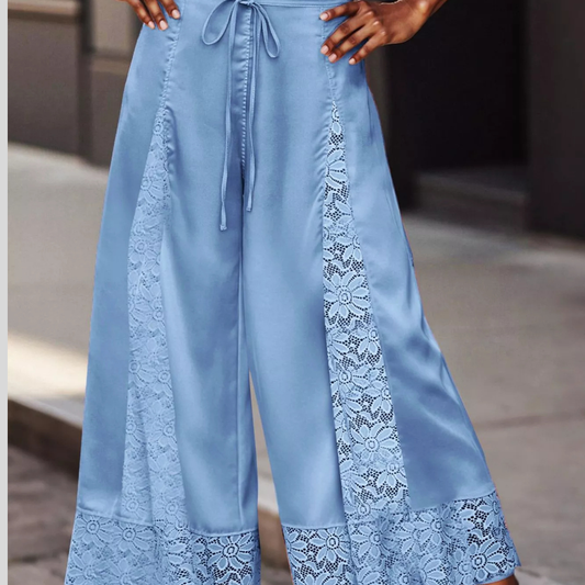 Lace Trim Wide-Leg Cropped Pants
