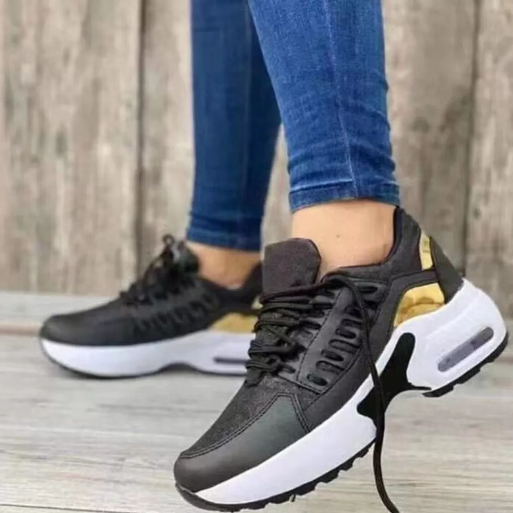 Classic Lace-Up Round Toe Sneakers
