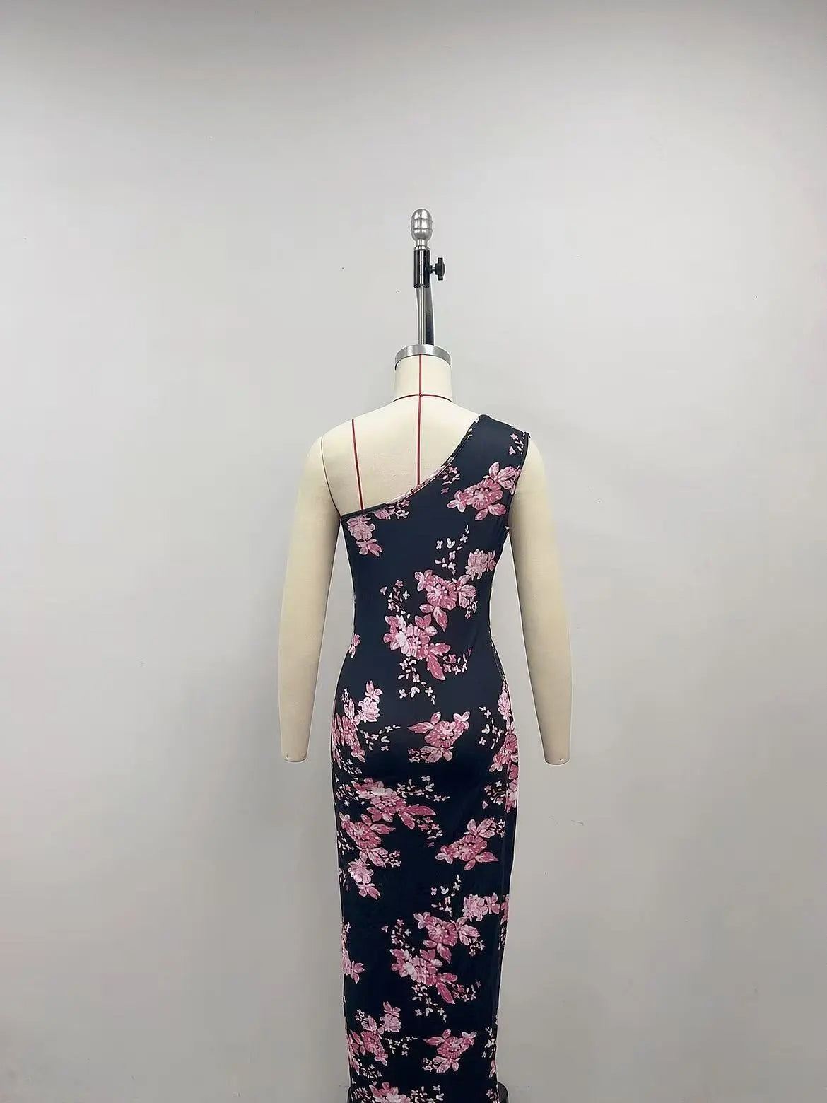 Oblique Shoulder Printed Sheath Dress High Slit