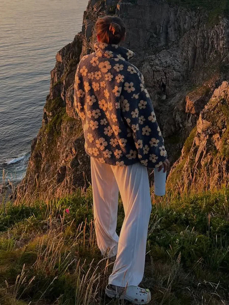 Winter Flowers Lambskin Sweatshirt With Big Pocket Casual Loose Zip-up Lapel Pullover Top Women's Clothing