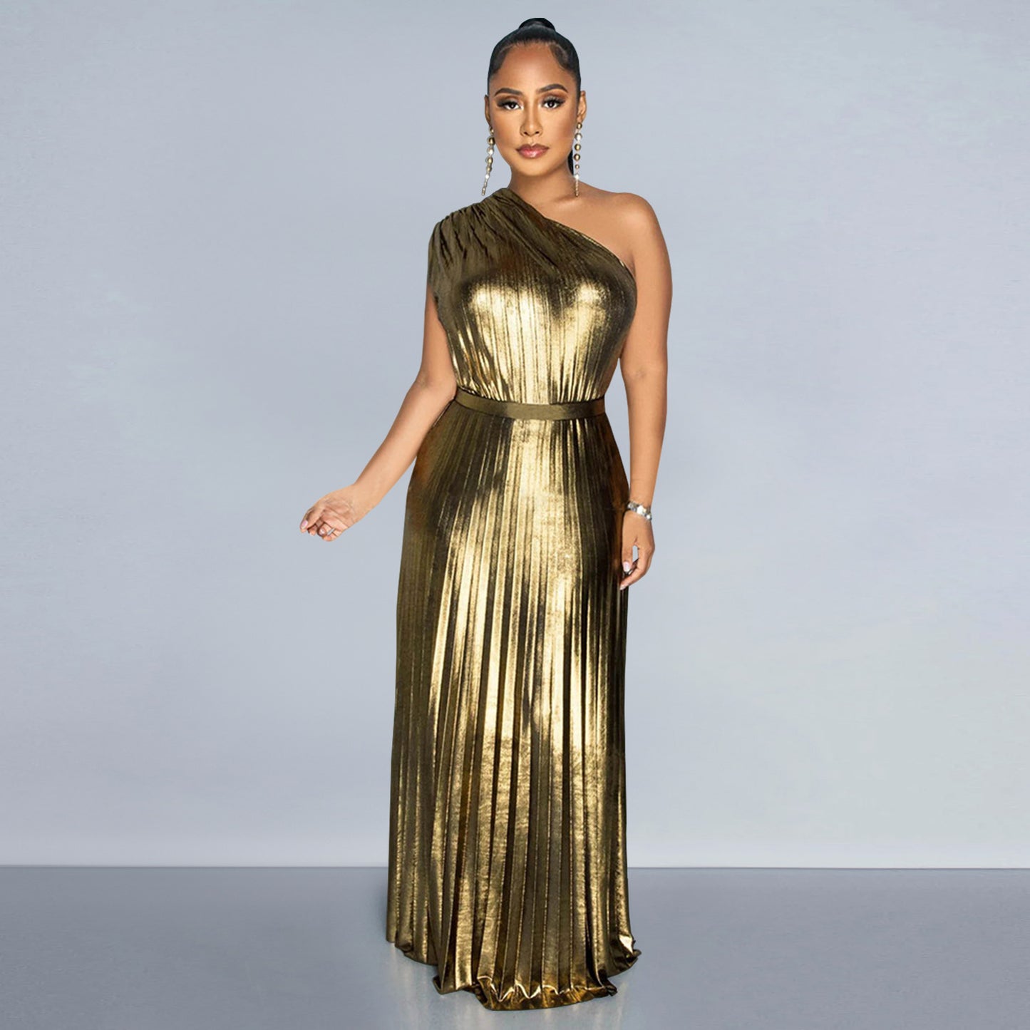 European And American Fashion Elegant Bronzing Oblique Shoulder Sleeveless Solid Color Dress