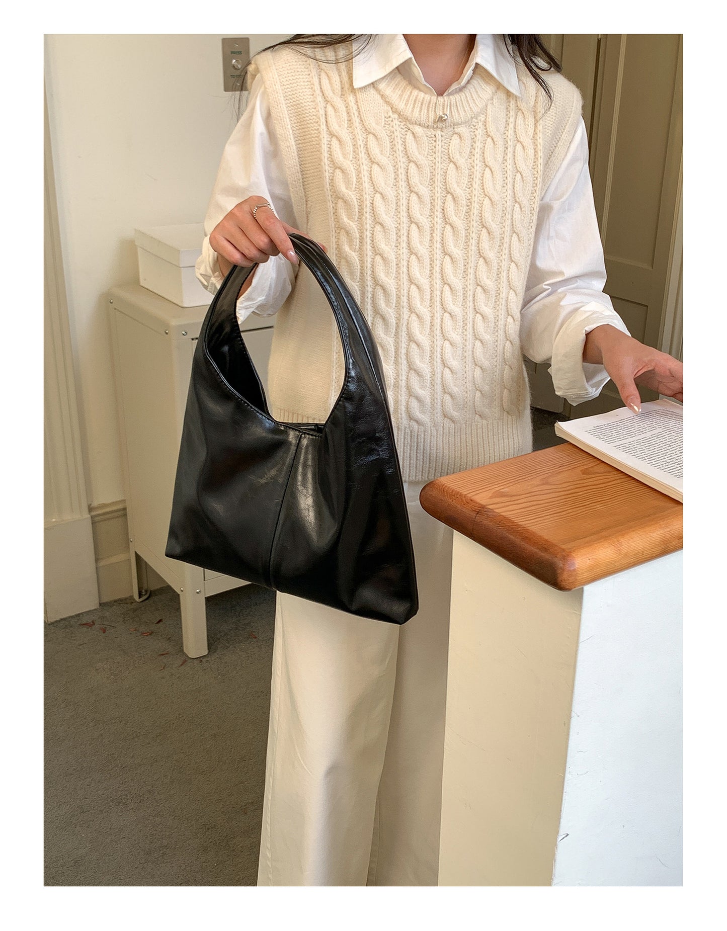 Large Capacity Soft Leather Handbag For Women