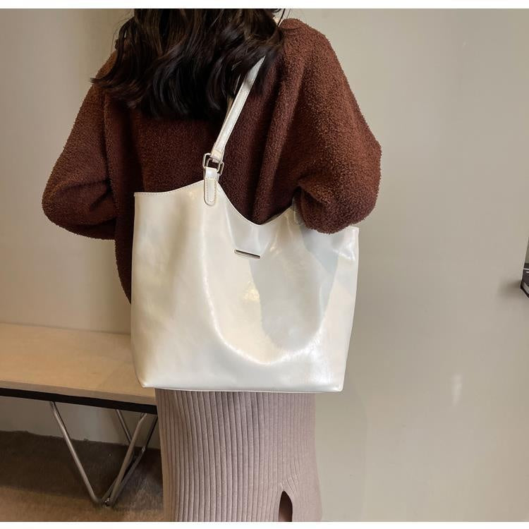 Fashionable Large-capacity One-shoulder Underarm Bag