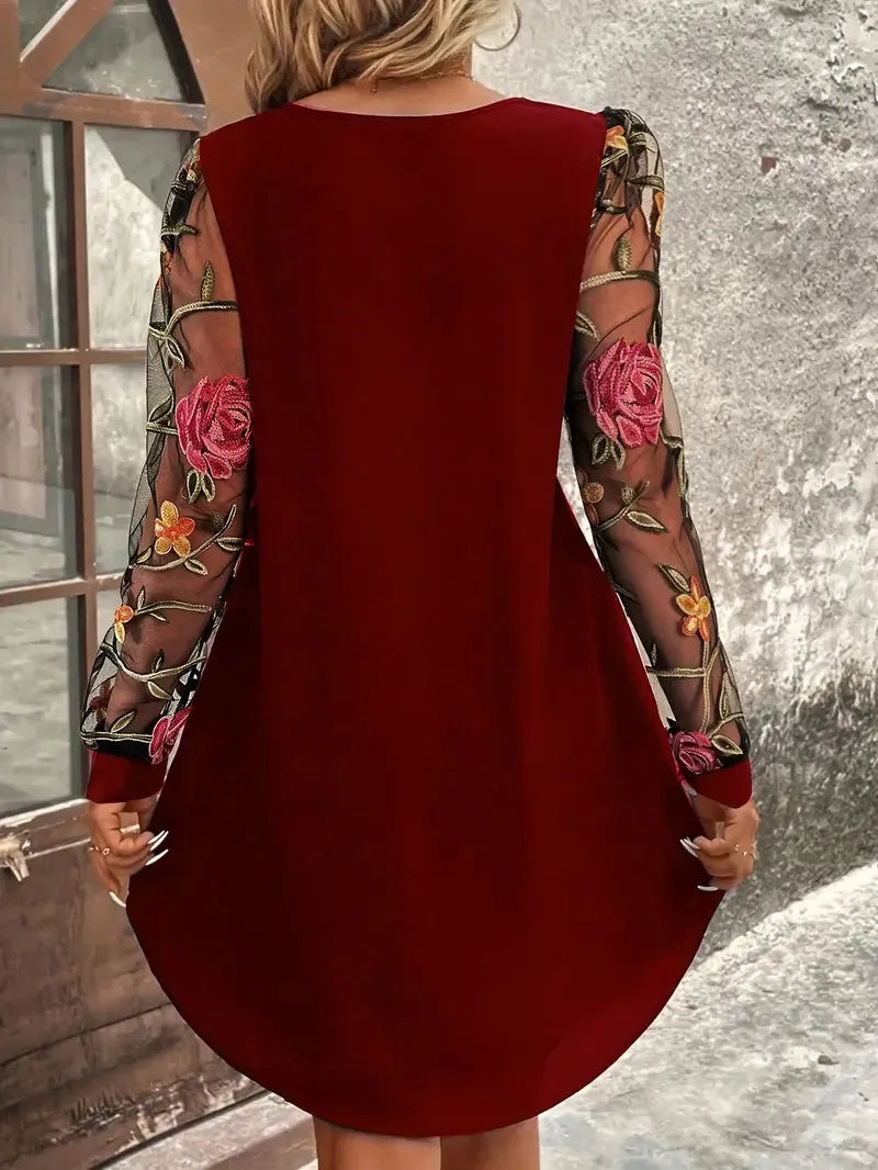 Women's Round Neck Lace Long Sleeve Dress