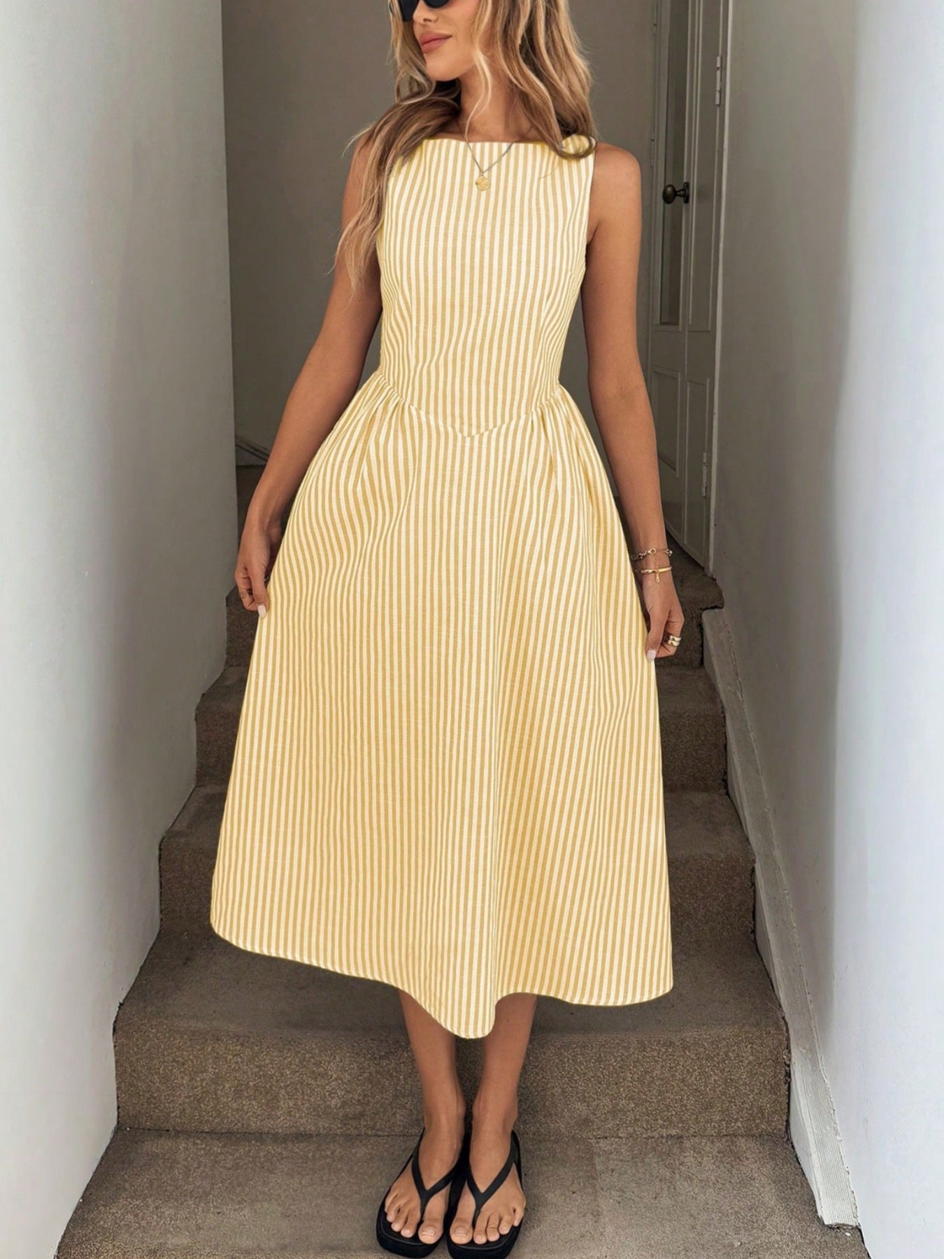 Women's Casual Sleeveless Pocket Fashion Dress