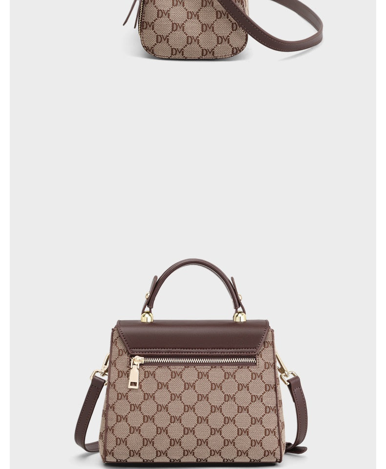 Trendy Crossbody Bag With A Premium Sophisticated Look