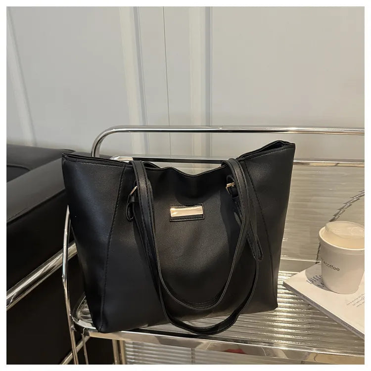 Simple Large Capacity Women's Retro Fashion Shoulder Bag