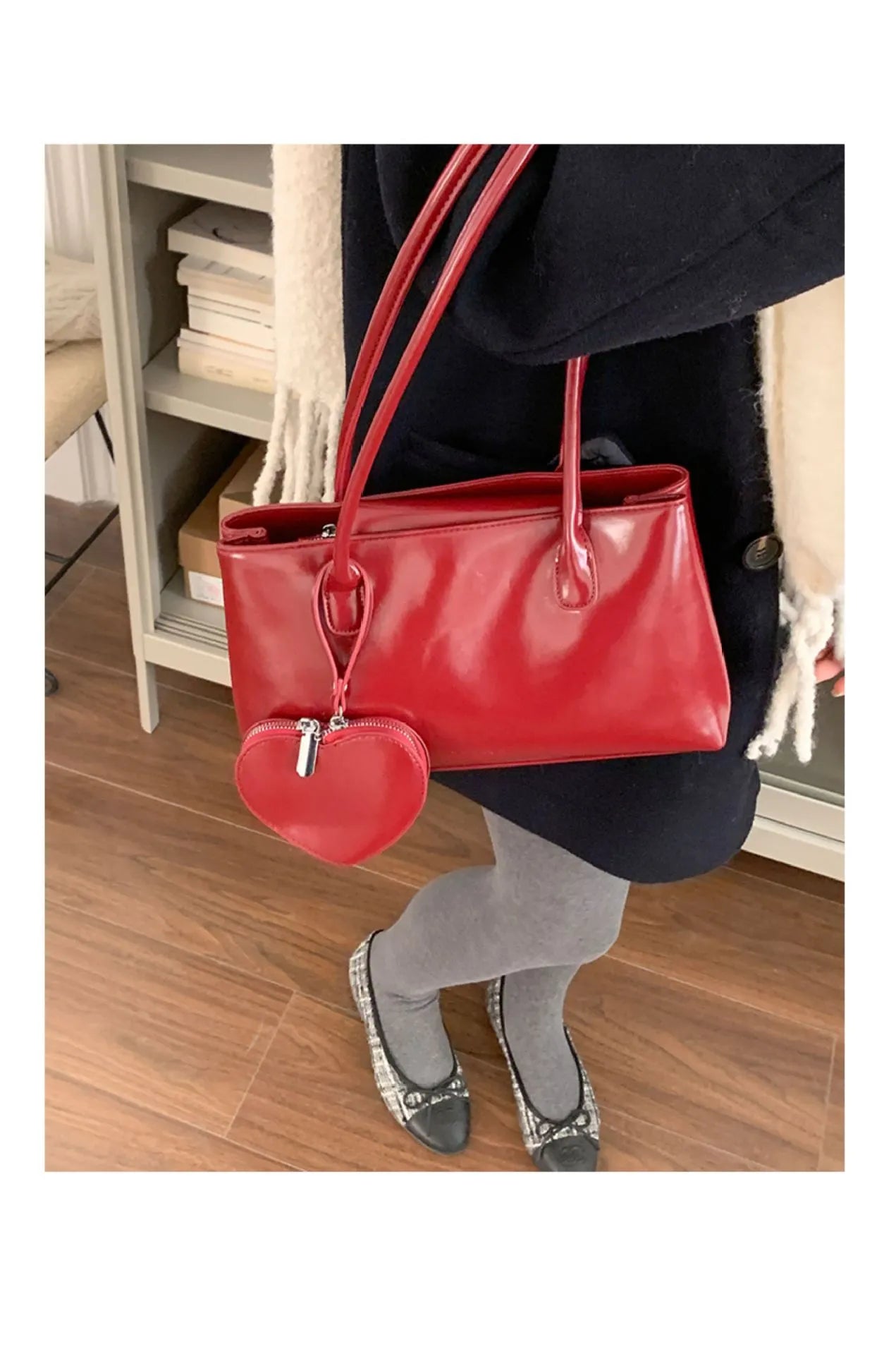 Red Love Earphone Large Capacity Long Handle Shoulder Bag