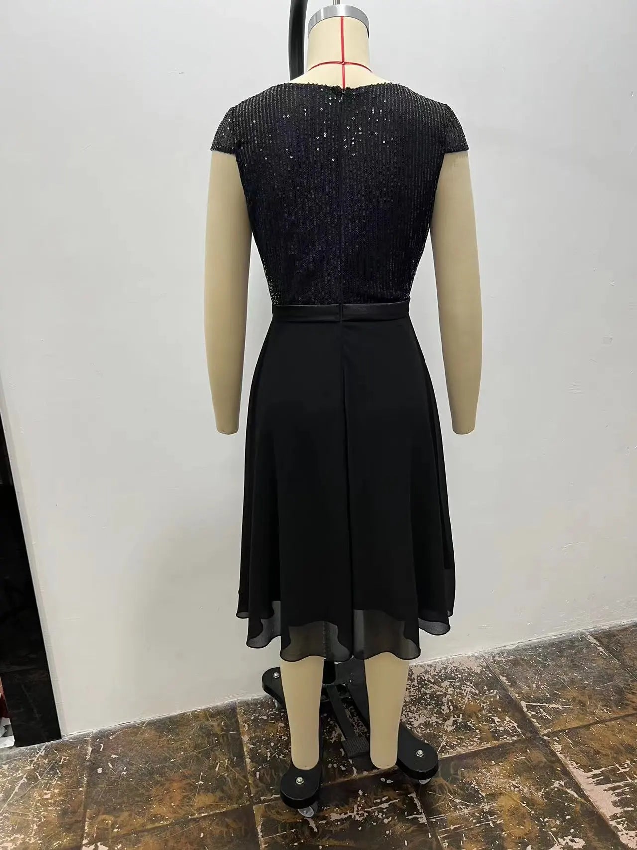 Women's Round Neck Sequins Chiffon Stitching Evening Dress