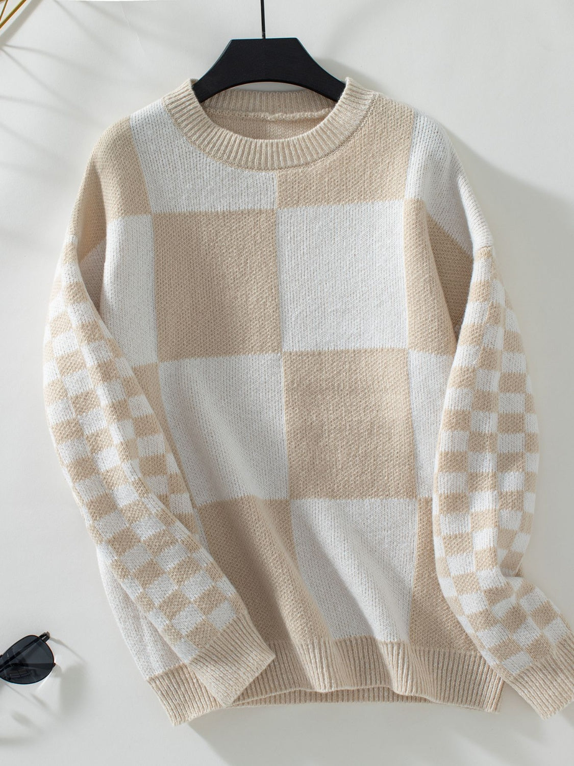 Color Block Round Neck Long Sleeve Sweater