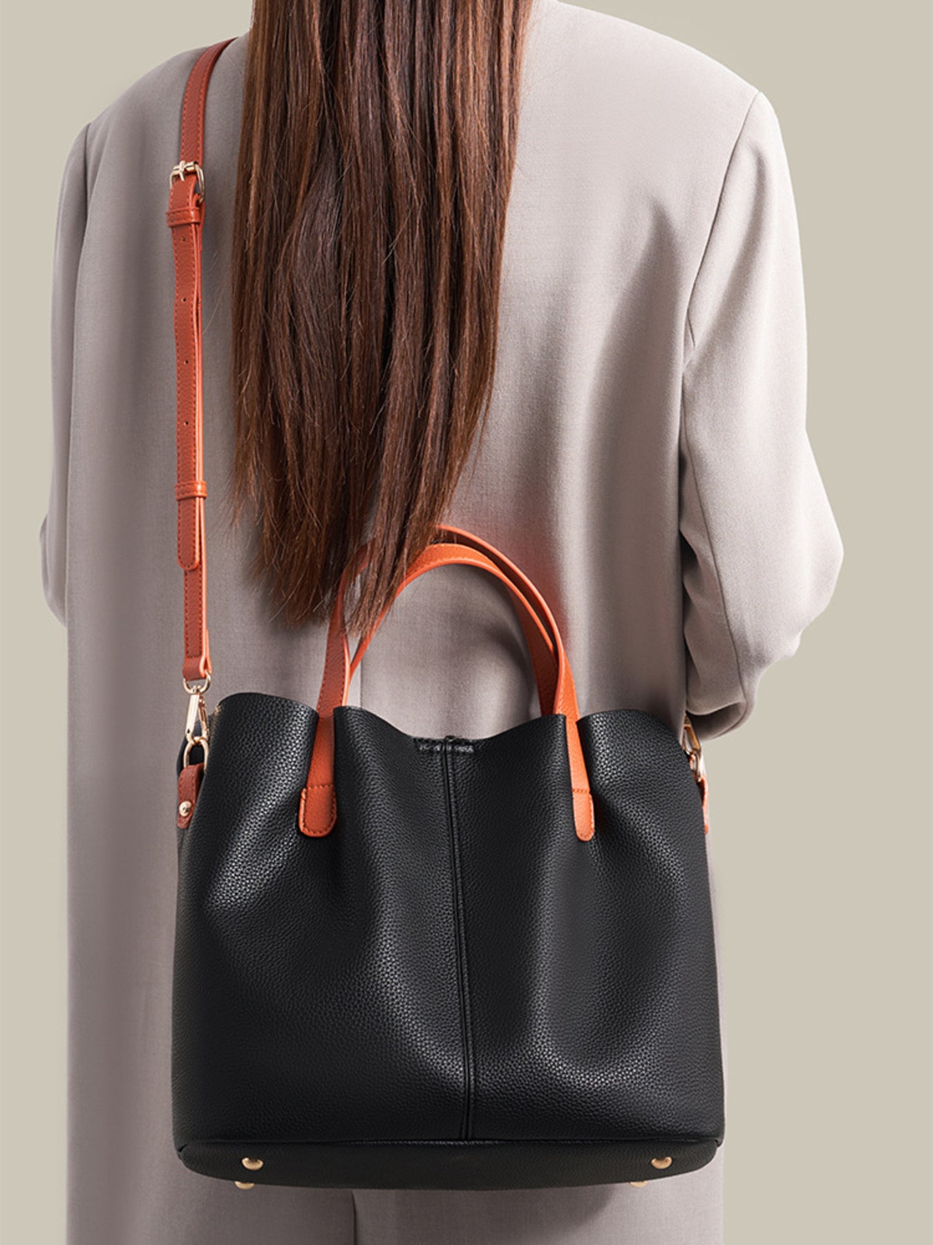 d19a0279ebad4de78219f87705680a1f-Max