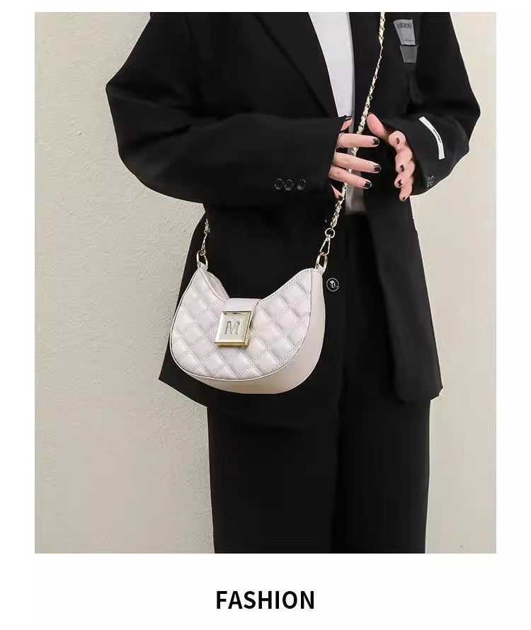 High-end New Fashion Rhombus Single Shoulder Underarm All-match Niche Texture Chain Messenger Bag