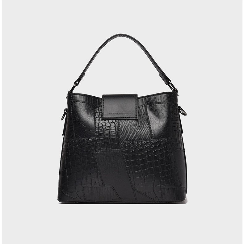 Timeless Elegance – Minimalist Women's Handbag