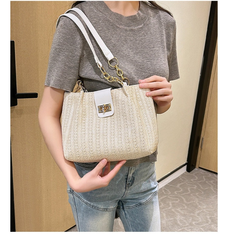 Spring New Classic Style Women's Shoulder Bag
