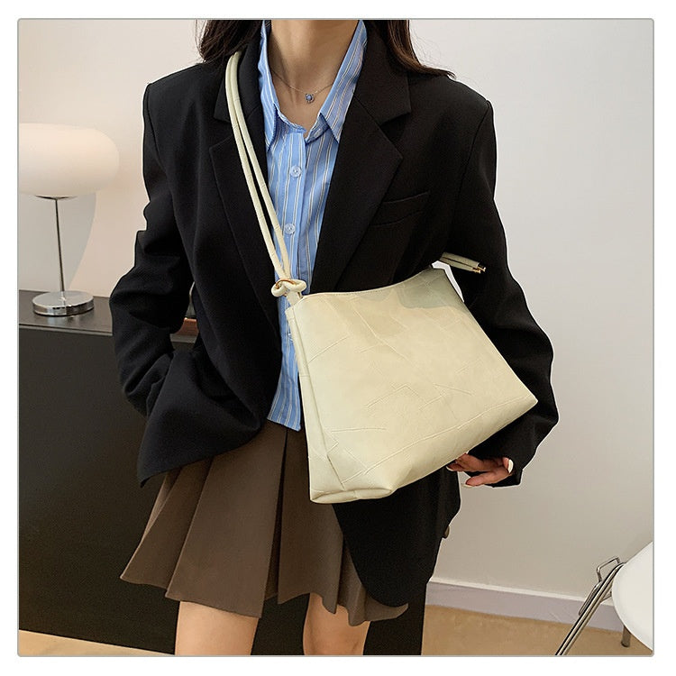 Portable One Shoulder Retro Large Capacity Fashion Solid Color Casual Tote Bag